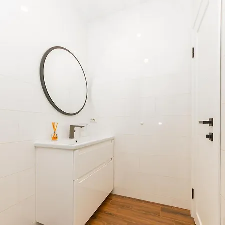 Villa Freeman-4 весь триповерховий для 10гостей Bukovel